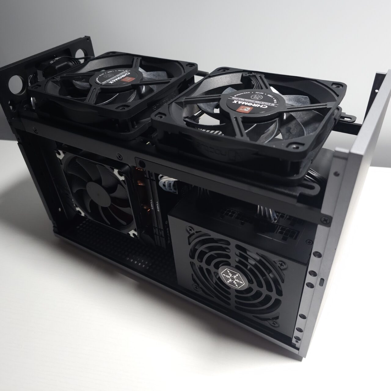 T1 Meta (4080S, Air Cooling) build photo 4