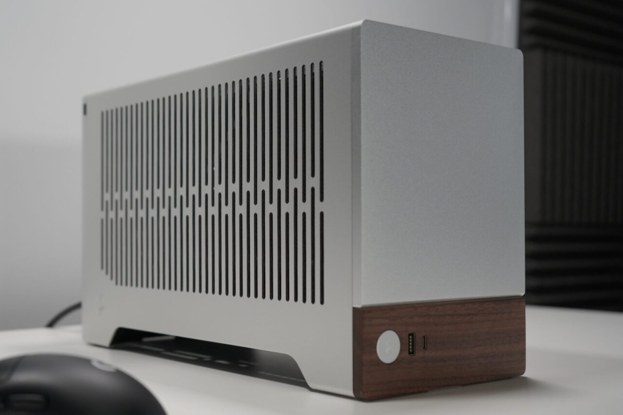 Fractal Terra (4080S, 7800X3D) build photo 3